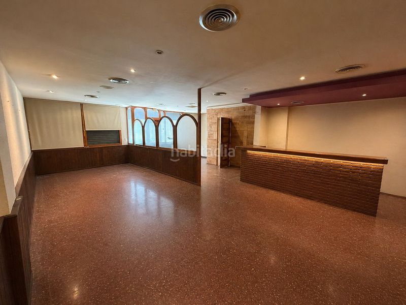 Foto 55fc7833-4fda-4823-afe7-a39e5e788406. Local comercial a El Pedró Cornellà de Llobregat