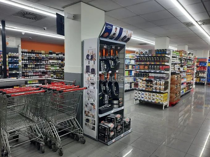 Foto 451a6a17-320b-4343-8992-88766cea36af. Local comercial a La Gavarra Cornellà de Llobregat