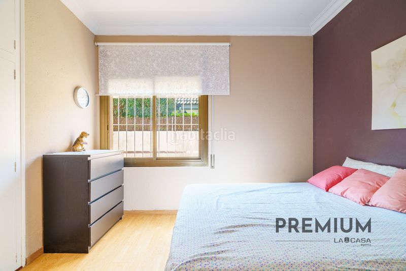 Foto be8ff739-061b-4915-9b4d-e7365f3db7df. Casa amb aparcament a Can Bou Castelldefels