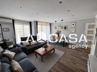 Pis a Porta. Sant andreu real estate vende este fantástico piso reformado en