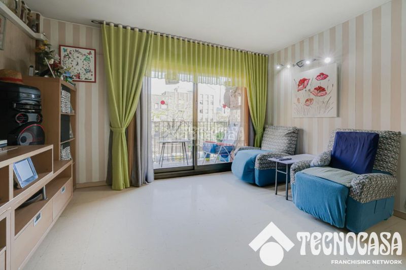 Foto db7db87d-afc6-4d3a-910d-e7d329366bbc. Pis a Baró de Viver Barcelona