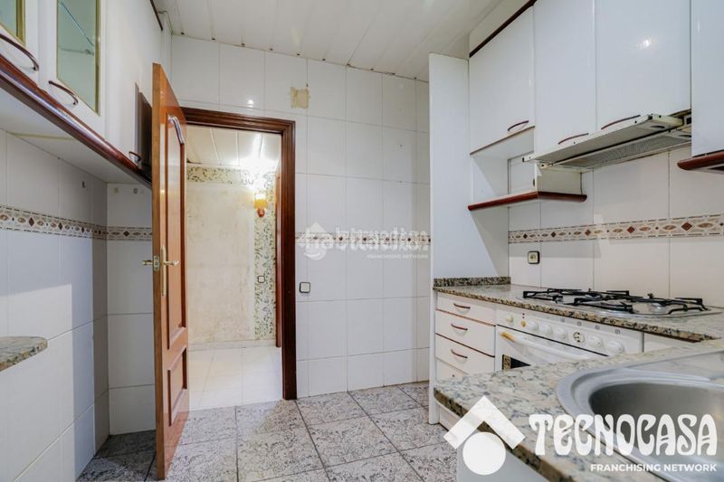Foto 4ae30516-6d50-4f75-8b2b-62e3a3a1042c. Pis a Sant Andreu de Palomar Barcelona