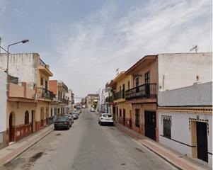 Casa aparellada  Azofairon. Casa en calle azofairon