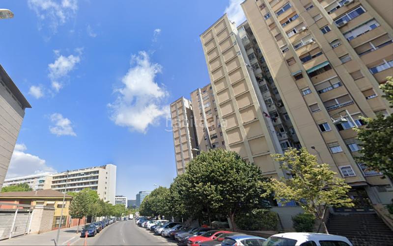 Foto c6ddd531-329b-4f57-9c13-f3764fa382bd. Piso  en avenida sant ildefons en El Gall Esplugues de Llobregat