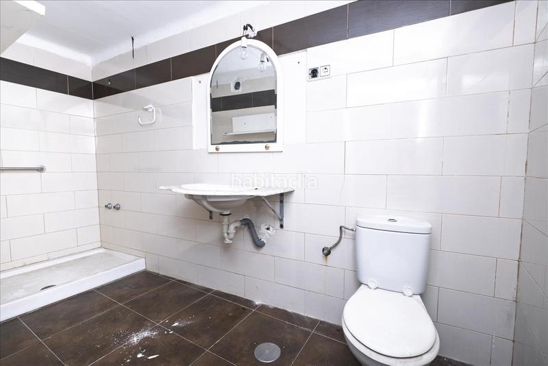 Foto 19b504ab-f8c1-43c5-a749-e57ef04a66c6. Casa pareada casa en calle arroyo en Norte - Barrio del Pilar - El Reñidero Vélez - Málaga