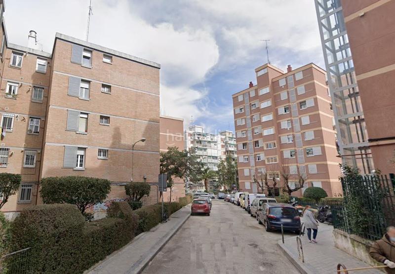 Foto c4b3e883-bab2-4d0f-a4e4-a61949bfc129. Piano terra in Aluche Madrid