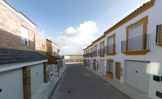 Maison jumelée  Bomba. Casa en calle bomba