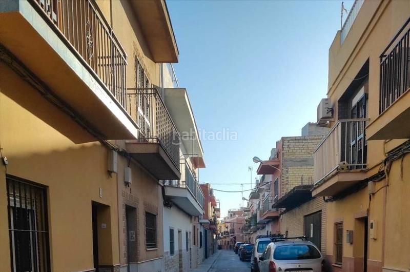 Foto 1def9f2b-3d99-4cdd-b332-de74569bd59c. Casa bifamiliare con parcheggio in Palmete Sevilla