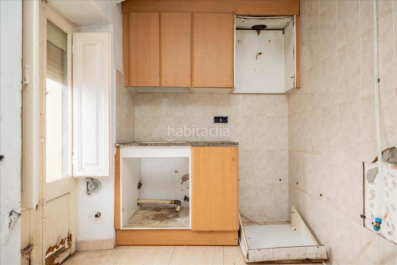 Foto ffa75efc-d28f-4394-960c-b915c05e0387. Piso  en calle tetuan en Santa Bàrbara