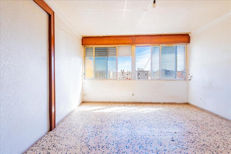 Foto e1dbbd98-5fb2-4689-9947-10ec7a569f36. Piso  en calle tarragona en Pueblo Benicarló