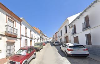 Casa aparellada  Cerezos. Casa en calle cerezos