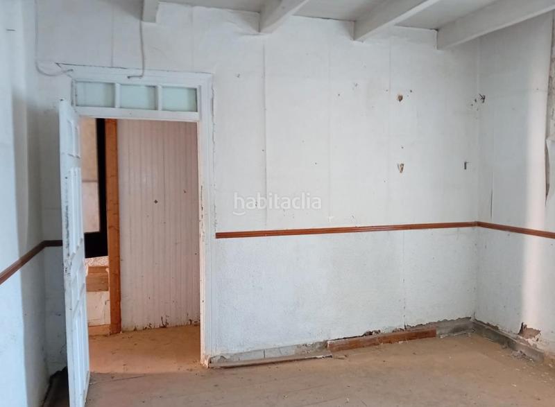 Foto a9f2ac3e-98e2-4311-9ef1-a063f9065c02. Casa aparellada amb aparcament a Vidayanes