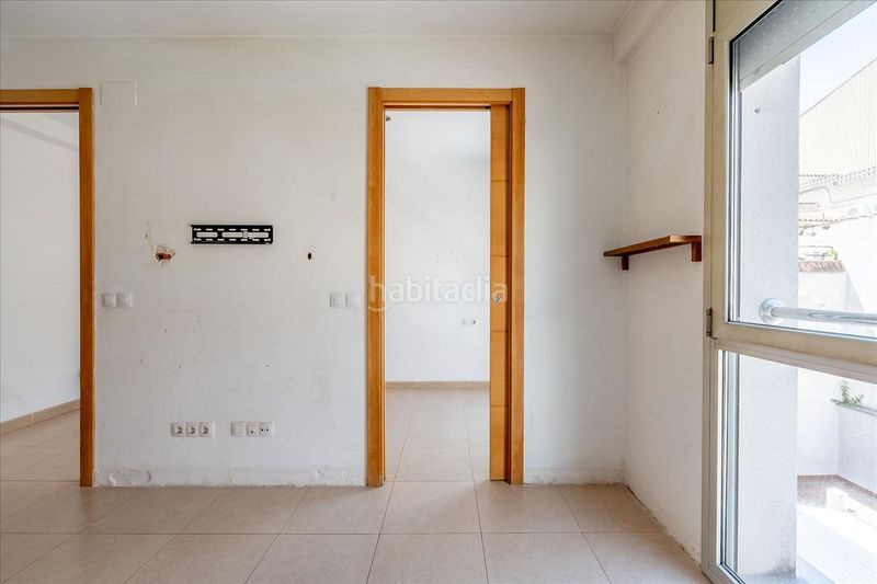 Foto c6dfbe77-8963-4b51-8ea9-e06690632138. Pis a Centre Mataró