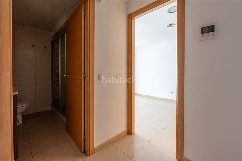 Foto f0af6c4b-a9b1-4a84-b9c0-2ff9ff754e05. Pis a Centre Mataró