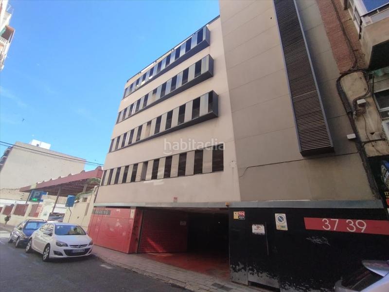 Foto 66fc4b25-bd8f-4885-9390-a0ecaa8ce572. Aparcament cotxe a Mercado Alicante