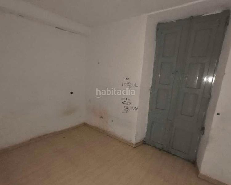 Foto 833dd150-c40b-49aa-8b20-d7381e10466b. Piso  en calle tetuan en Santa Bàrbara