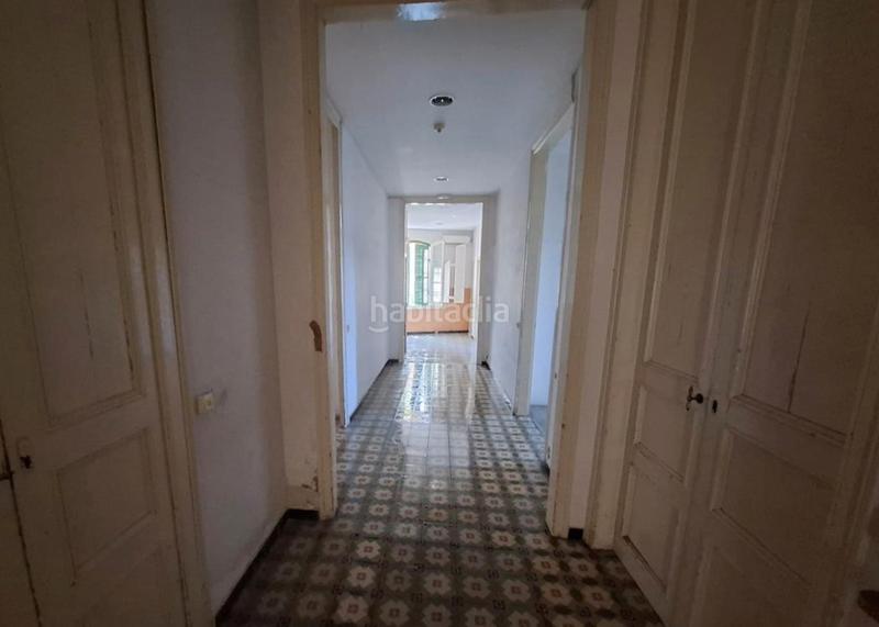 Foto a4f64693-b373-4416-a004-c216a6a771d2. Maison jumelée dans Gelida