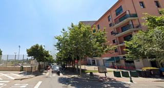 Pis  Ample,. Piso en calle ample,