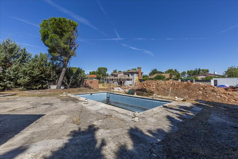 Foto 39e619a8-dd63-485b-8ae8-6c04b50cbb84. Chalet con parcheggio piscina in Eurovillas Nuevo Baztán