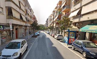 Pis  Mas de en serra. Piso en avenida mas de en serra