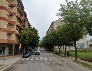Pis  Santa coloma. Piso en avenida santa coloma