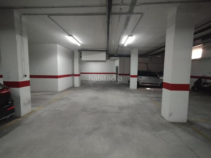 Foto 2ba156ad-aefa-43c1-b9a7-9884f618e2d9. Parking voiture dans Puebla de Soto Murcia