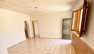 Doppelhaus  Carriones,los-dsp.estrech. Casa en calle carriones,losdsp.estrech