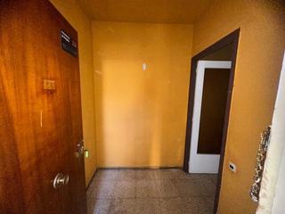 Piso  Transversal. Piso en calle transversal