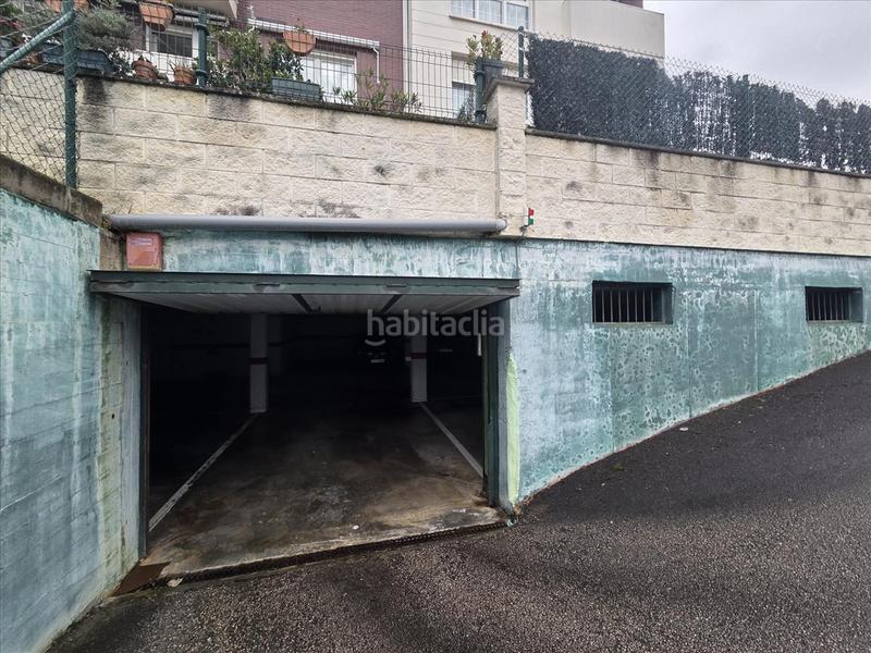 Foto 9845cb99-e09d-475d-94d6-566dddd24bc6. Parking voiture dans Marina de Cudeyo