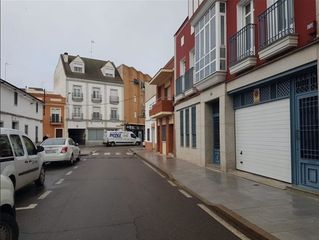 Ground floor  Santiago. Piso en calle santiago