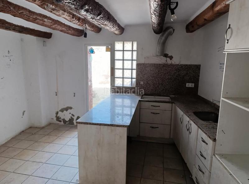 Foto c4abcfe5-e075-4ef8-8aba-07ba3212761b. Casa pareada casa en calle mayor en Almudévar