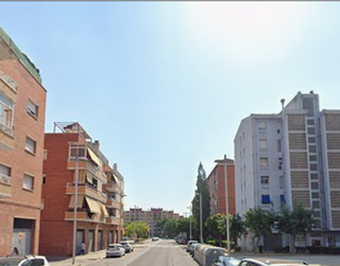 Etagenwohnung  Riu segre. Piso en calle riu segre