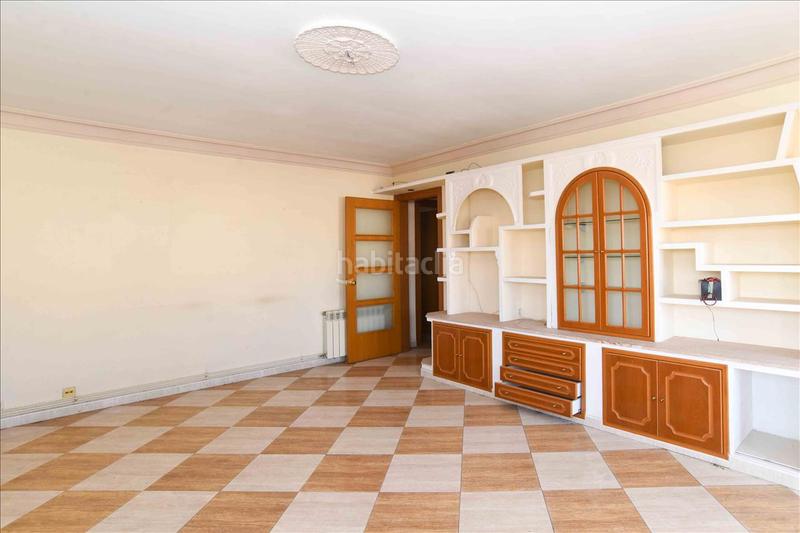 Foto 378c88a4-7e5d-4e7a-b02f-a8d0c33953b9. Pis amb aparcament a Els Pavos Blanes