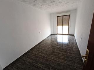 Pis  Petrel. Piso en calle petrel