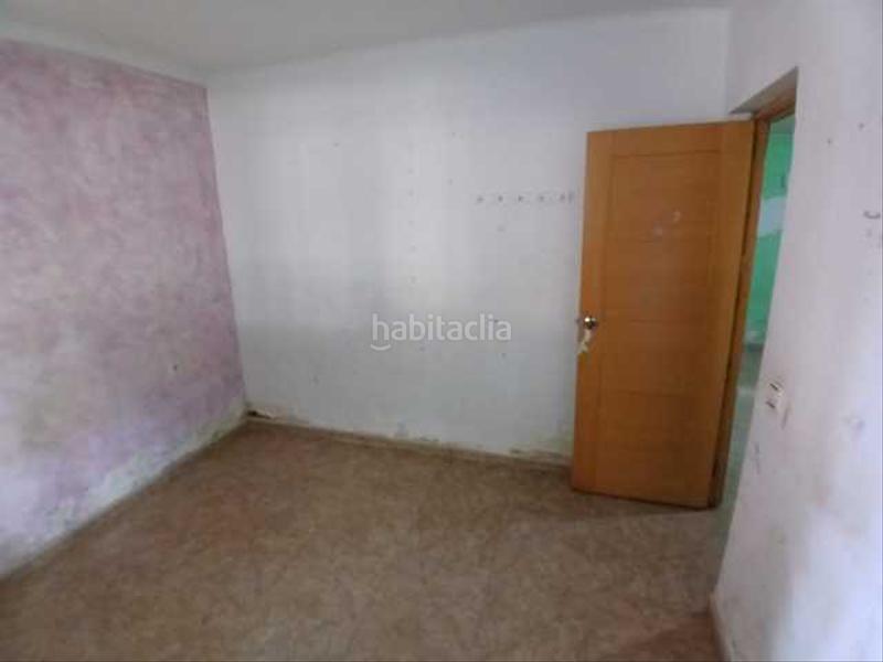 Foto d6a1d2b8-3e1f-4c82-800d-208bdf8688d2. Piso  en calle josep maria prat en Taialà - Germans Sabat Girona