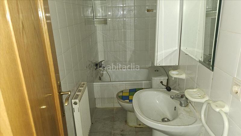 Foto 9502a5bb-c25a-4eb9-b065-fee7cff3b67b. Piso  en calle laguna en Cistérniga