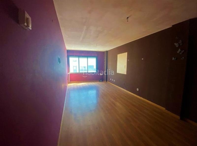 Foto b3cc4e57-65dd-4aad-ab8f-e3af7d0c7f54. Piso  en calle laguna en Cistérniga