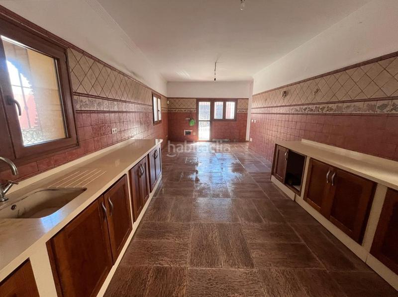 Foto ed957a04-6889-4cd3-bb72-8203cdb064ee. Maison jumelée dans Mondejar-Junquillos Línea de la Concepción (La)
