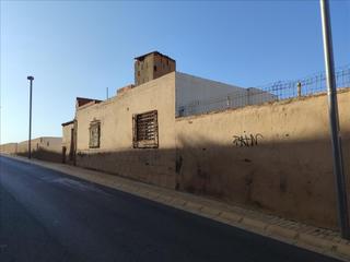 Maison jumelée  Amparo. Casa en calle amparo