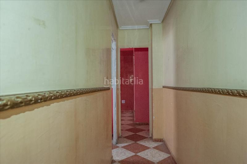 Foto 6fa38c1d-c184-4ce6-b562-50d211a2000e. Casa pareada casa en calle serenidad en Palmete Sevilla