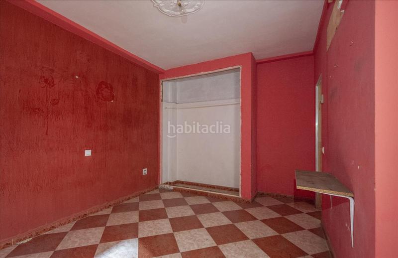 Foto aa39f684-d1db-42b7-912c-0453e894d470. Casa pareada casa en calle serenidad en Palmete Sevilla