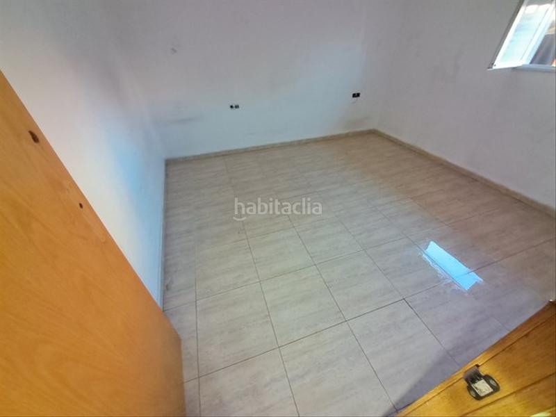 Foto 2dbe7641-126f-4051-877f-f7b2658c2b8b. Piso  en calle indivil i mandoni en Mariola Lleida