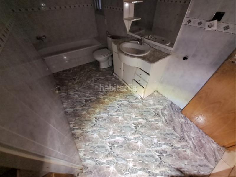 Foto 88c80216-fa59-4f36-a1b1-e59ebe8bd6e9. Piso  en calle indivil i mandoni en Mariola Lleida