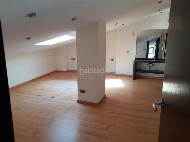 Foto 51593889-17c0-4de4-bd72-20a11de96688. Zweistöckige wohnung in Valls