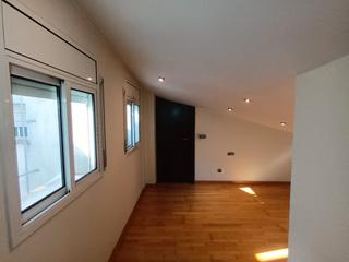 Dúplex  De l´ esglesia. Piso en calle de l esglesia