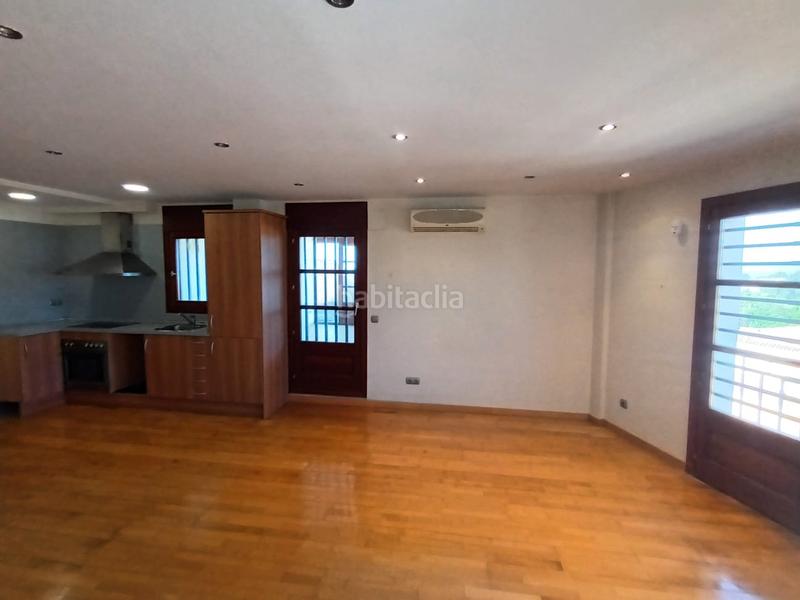 Foto 964e7d17-08b0-471f-88ce-ba0c38f8b7a9. Zweistöckige wohnung in Valls