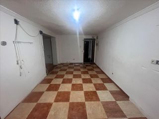 Planta baixa  Motril. Piso en calle motril