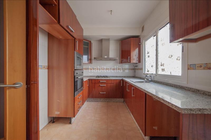 Foto fa278ee1-df11-48f0-a6e3-da3b53e0ba13. Maison jumelée dans Gerena