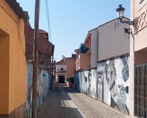 Zweistöckige Wohnung  Maestro ugedo. Piso en calle maestro ugedo
