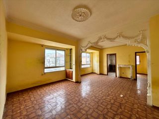 Etagenwohnung  Ajuntament. Piso en calle ajuntament